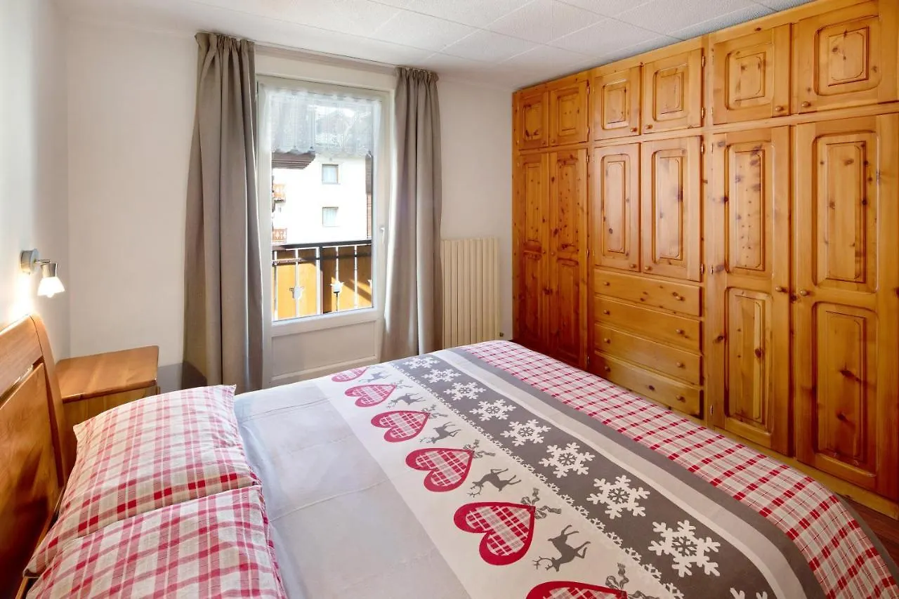 Appartamenti Arcobaleno Rosso Livigno 0*,  Italy