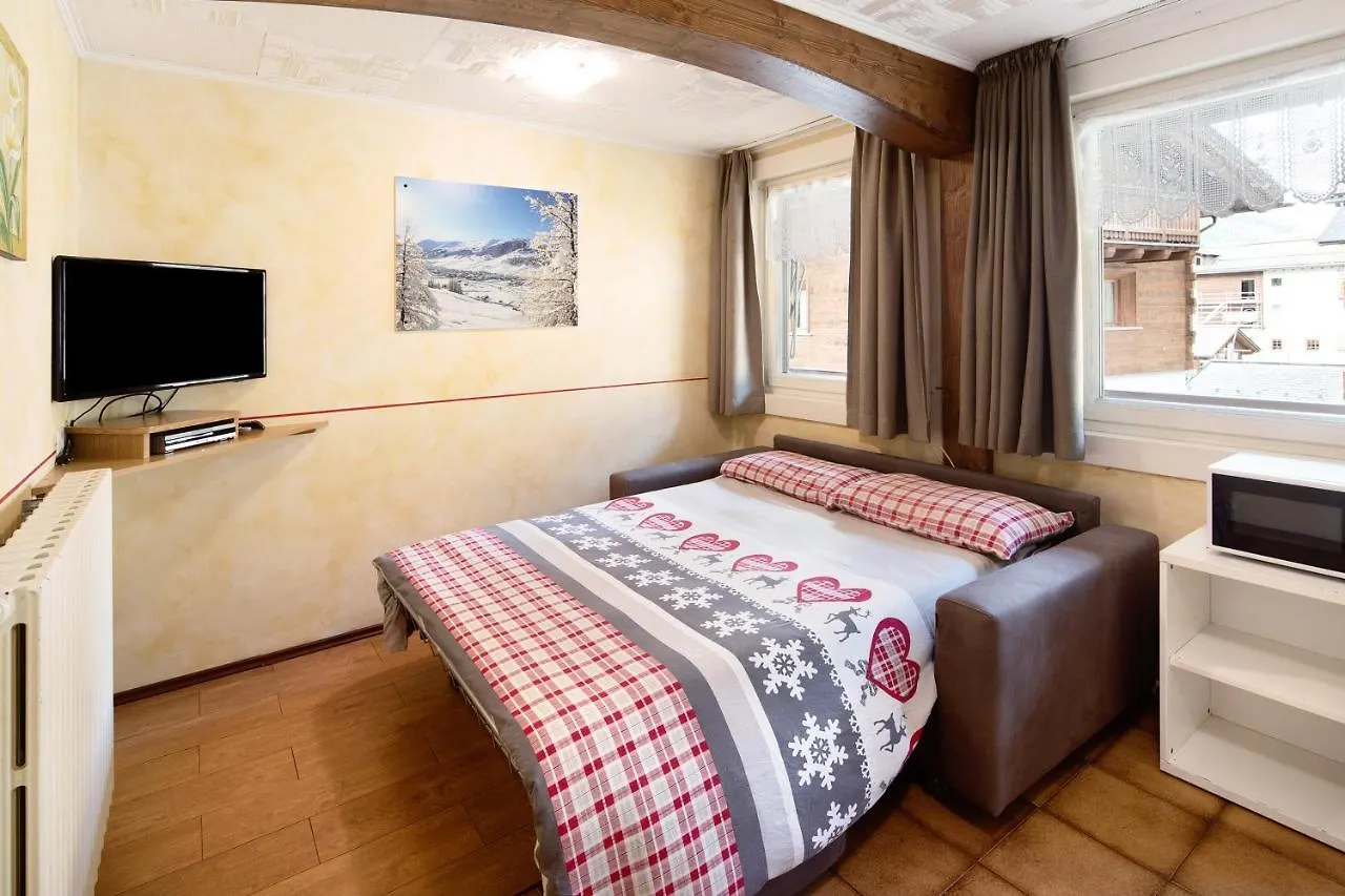 Appartamenti Arcobaleno Rosso Livigno Apartament