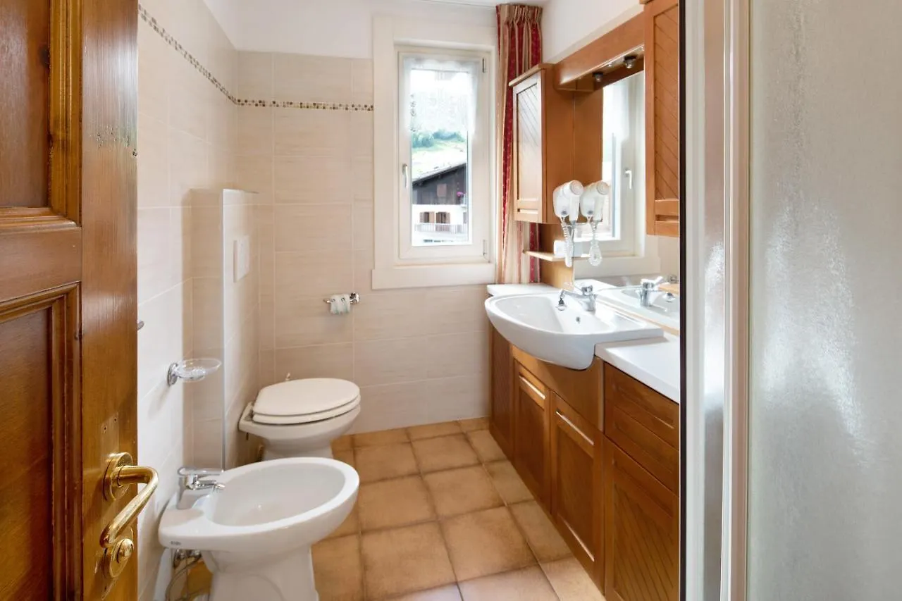Apartment Appartamenti Arcobaleno Rosso Livigno